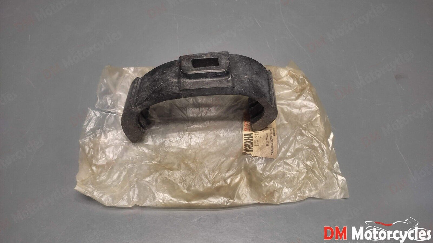 Yamaha genuine nos rd125 ypvs fuel tank damper pn 10w-24182-00
