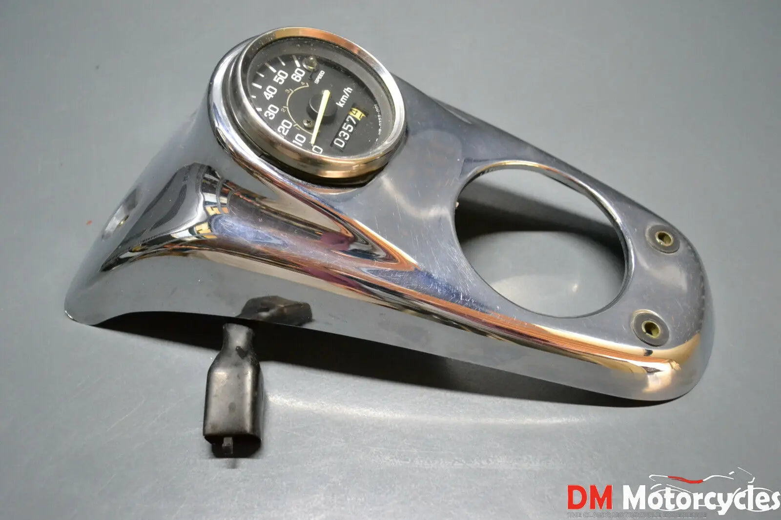 Honda geunuine used magna 50 instrument cluster speedometer gauge with base