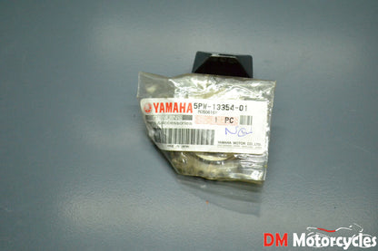 Yamaha genuine nos fzs fz1 03 - 05 yzf r1 02 - 03 drive sprocket pn 5pw-13354-01