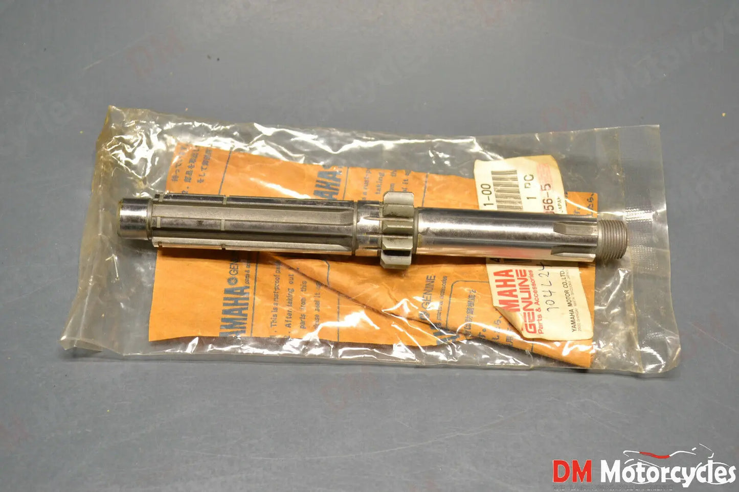 Yamaha genuine new dt 125 175 transmission main shaft pn 4j3-17411-00