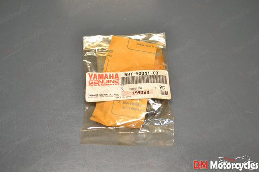 Yamaha genuine new yzf R6 01 - 04 front brake master cylinder kit pn 5mt-w0041-0