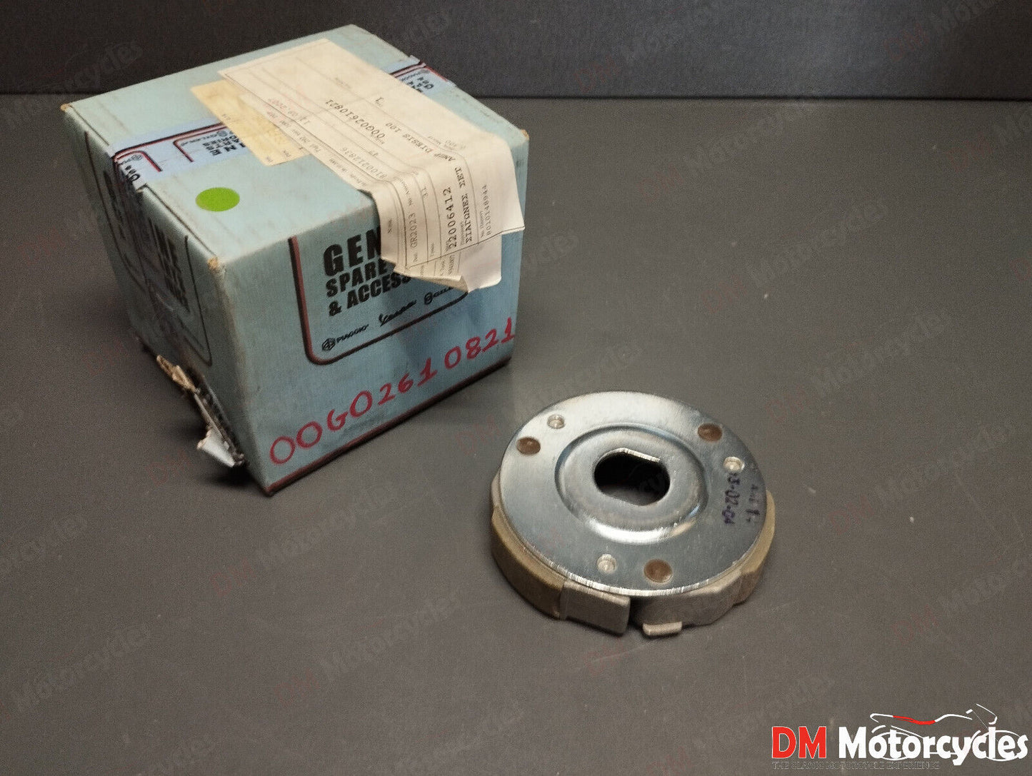 Piaggio genuine new diesis 100 1998 - 2005 speed variator pn 00g02610821