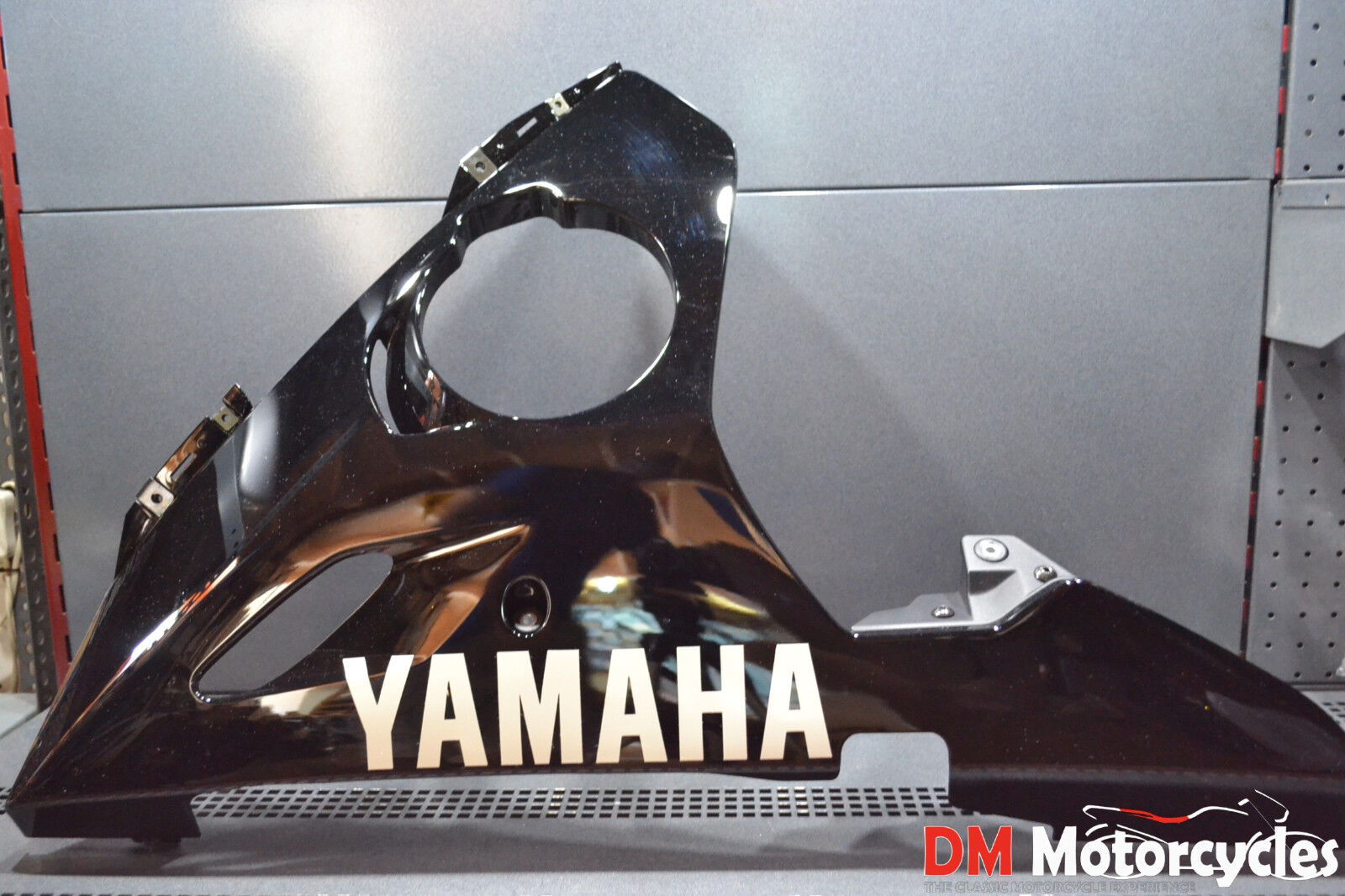 Yamaha genuine new yzf r6 2000 lower fairing lh pn 5sl-y2808-00-4b