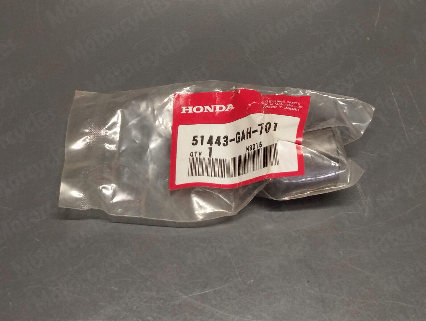 Honda genuine new sk 50 dio slide pipe guide pn 51443-gah-701