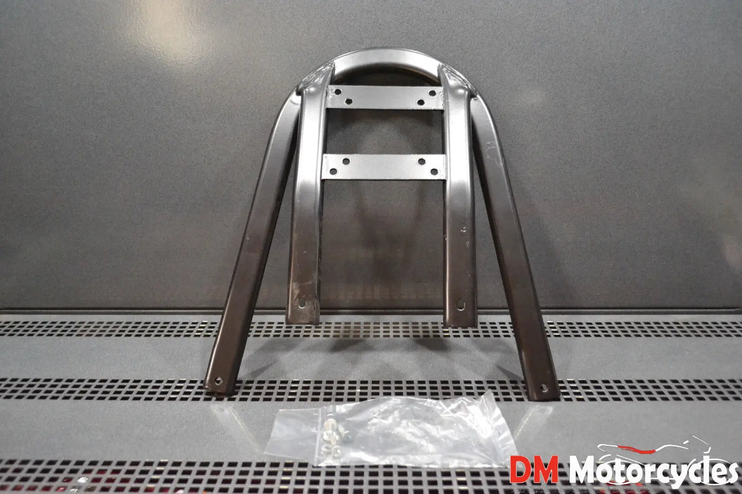 Peugeot genuine new elystar 50 125 rear luggage rack top case carrier pn a05597