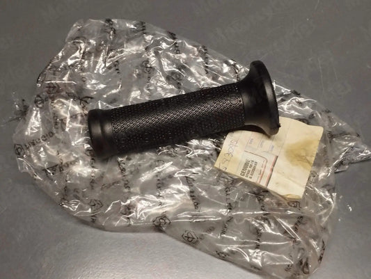 Piaggio genuine new gilera runner 50 sp right hand grip pn 583095