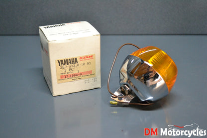 Yamaha genuine nos v50 mate 50 front turn signal indicator signal pn 3e2-83310-10-93