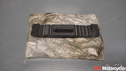 Yamaha genuine nos xt550 xt125 xt250 fuel tank damper pn 15a-24182-00