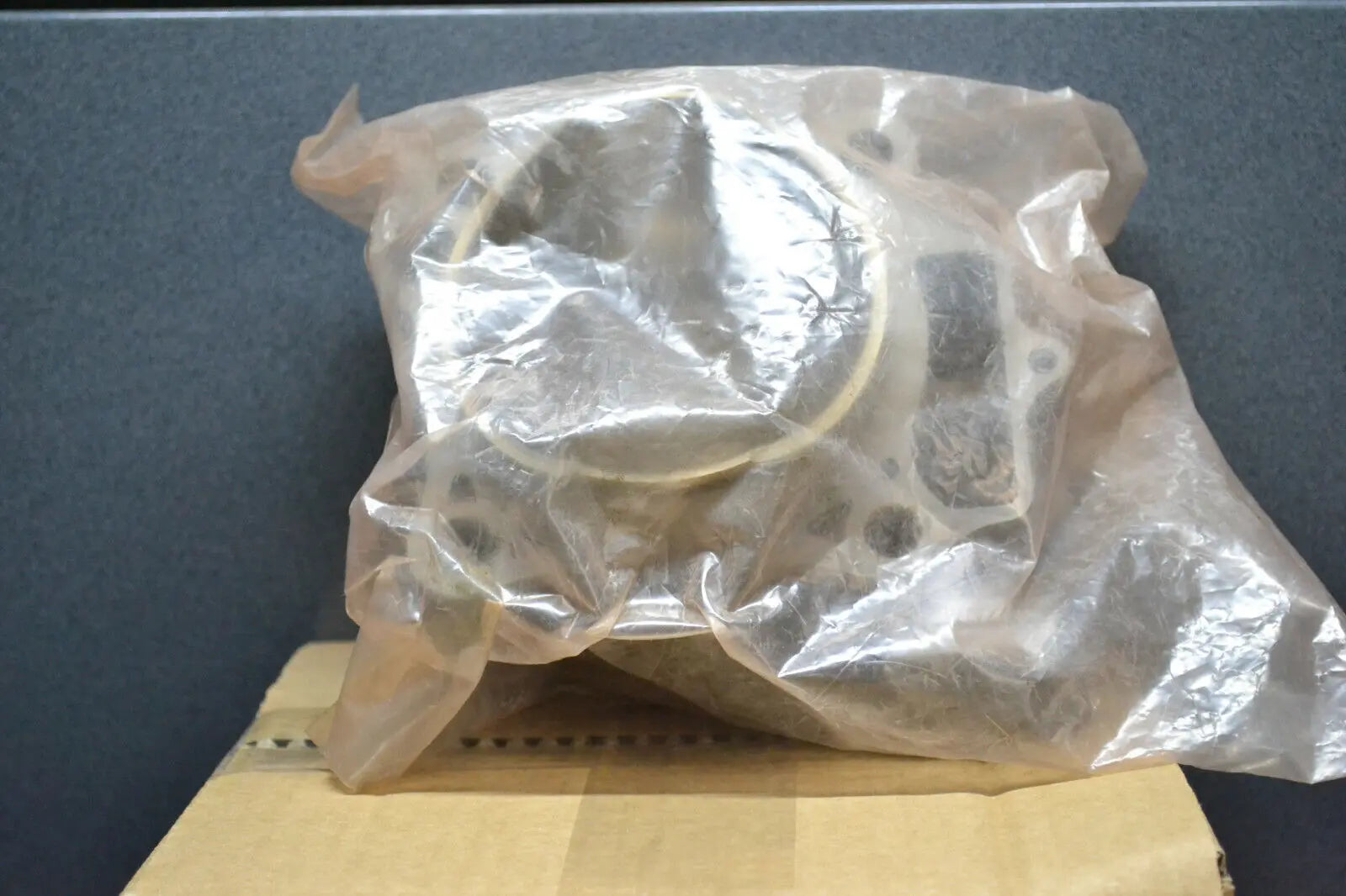 Honda genuine new CRF 450 CRF450R 2004 2008 Cylinder pn 12100-MEN-670