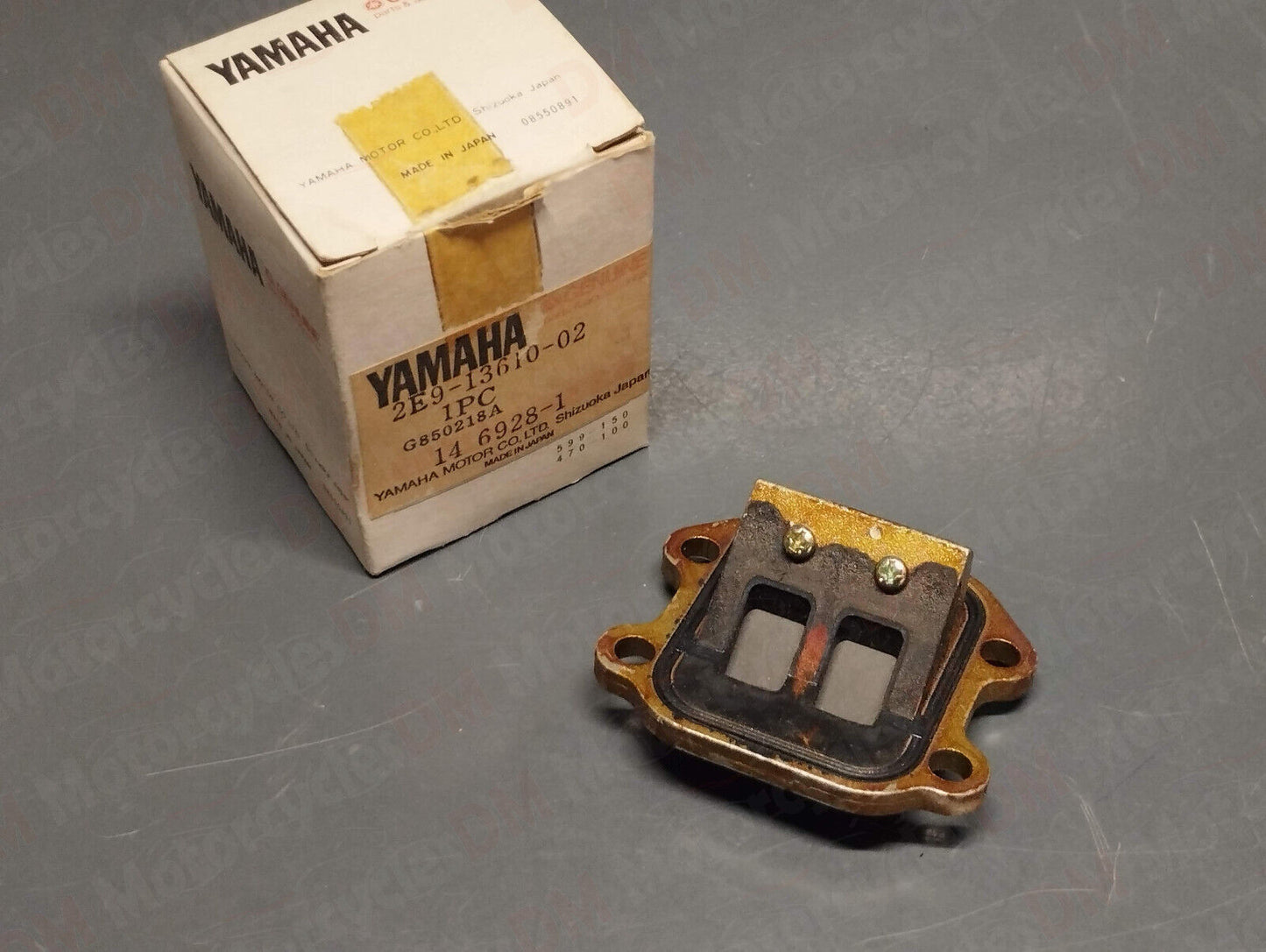 Yamaha genuine nos ma 50 reed valve pn 2e9-13610-02