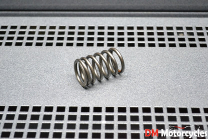 Yamaha genuine nos xt600 yfm600 grizzly outer valve spring pn 5y1-12114-00