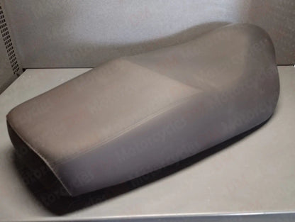 Piaggio genuine new Gilera Runner 2003 - 2005 seat saddle pn 577886