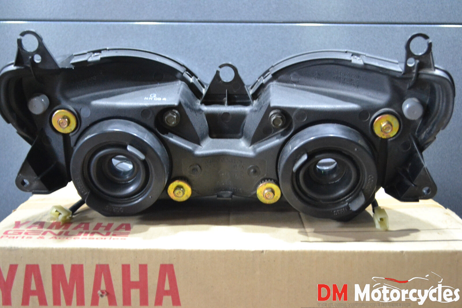 Yamaha genuine new tmax xp 500 2001 - 2007 headlight unit assy pn 5gj-84310-10