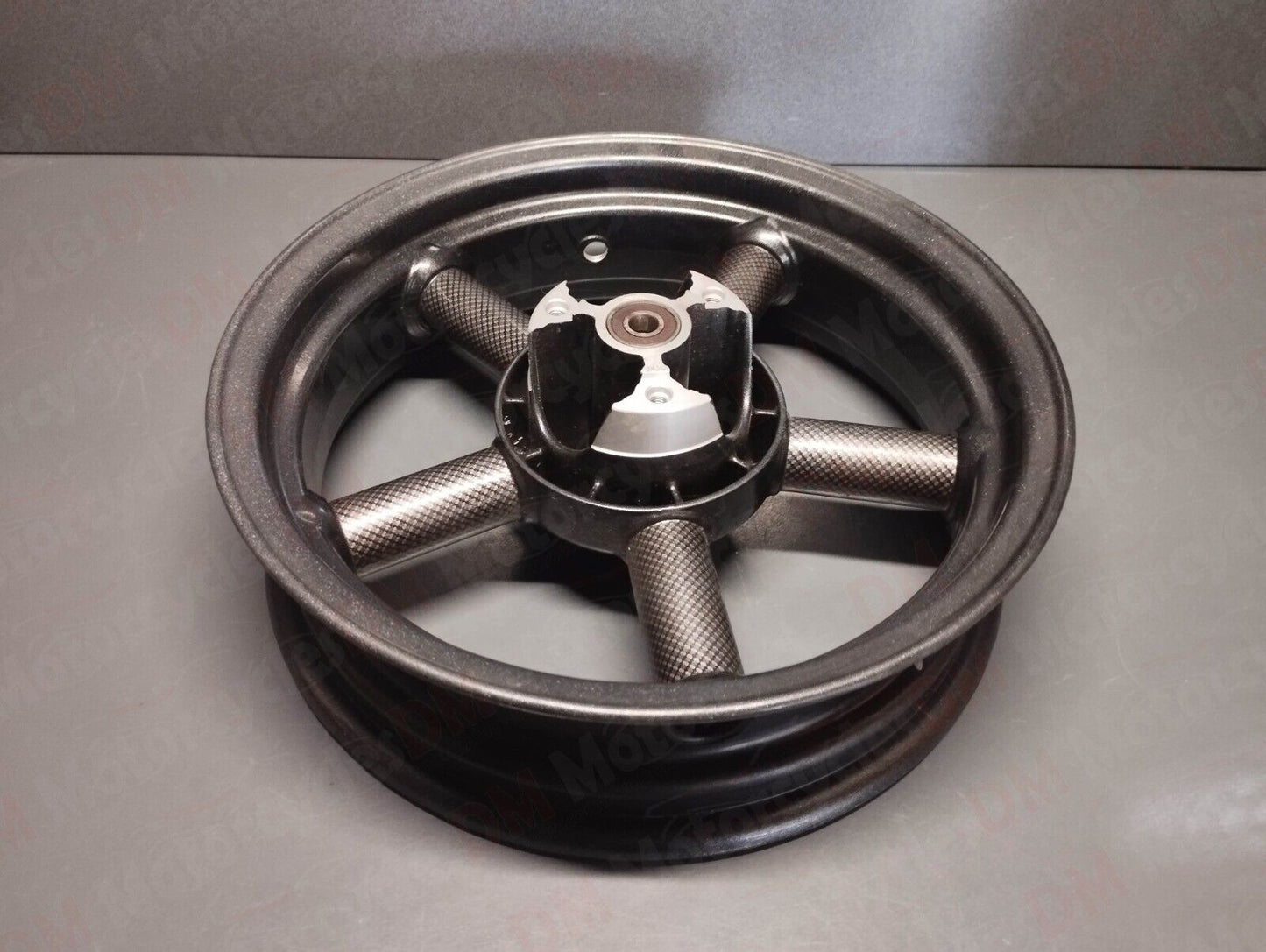 Derbi genuine new hunter 50 front wheel rim pn 00g01202952