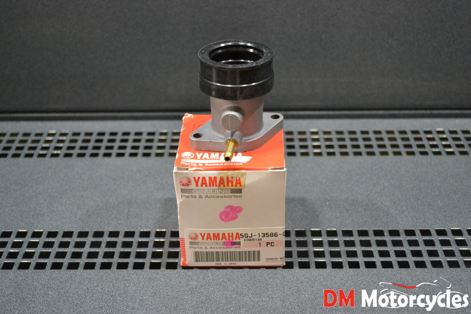 YAMAHA GENUINE NEW XP500 TMAX 500 01 - 04 CARBURETOR JOINT 1 PN 5GJ-13586-02-00