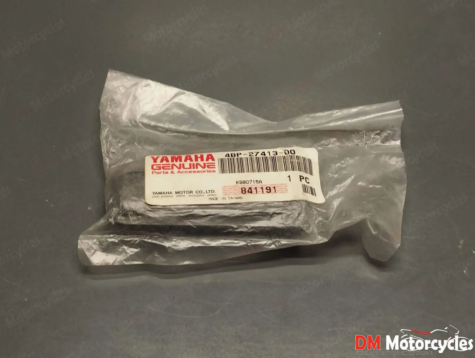 Yamaha genuine new fzs 100 xv 1700 fjr 1300 tmax footrest rubber pn 4bp-27413-00