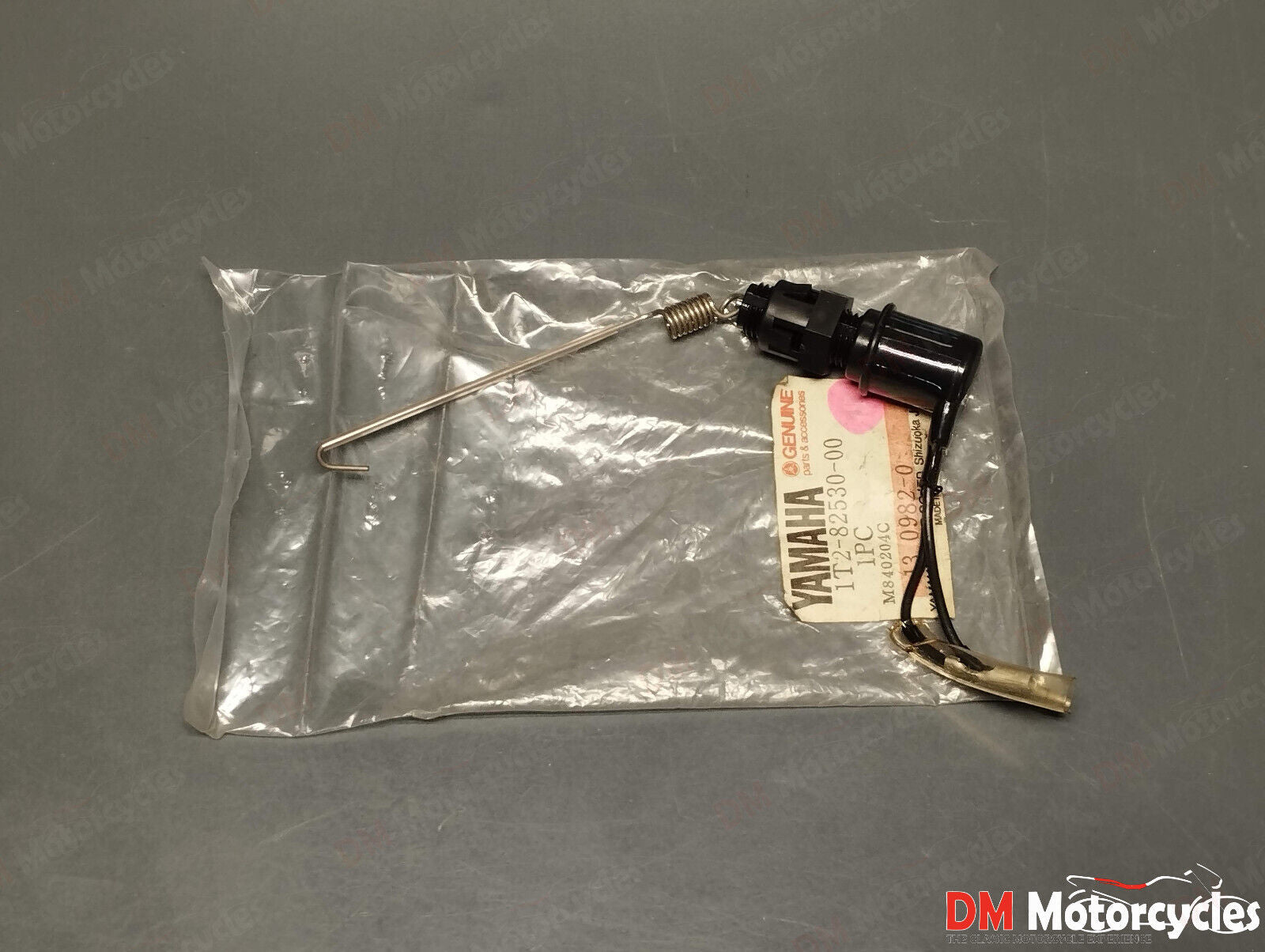 Yamaha genuine nos xs 250 400 xt 500 rz rd rear brake light switch 1t2-82530-00
