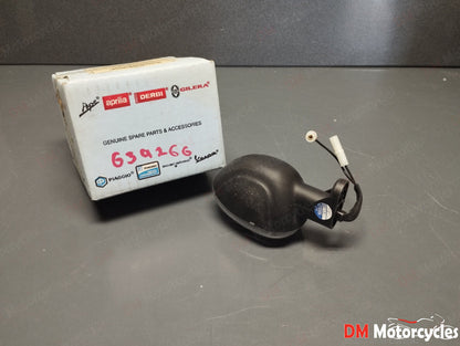 Piaggio genuine beverly 50 250 front left or rear right turn signal pn 639266