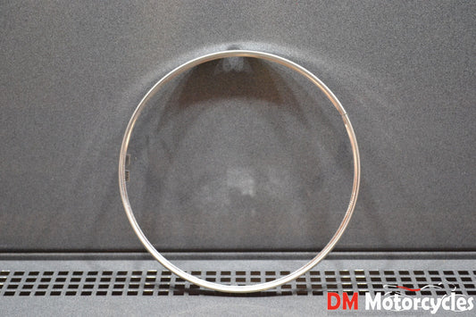 Yamaha genuine nos rz350 rz 350 84 - 85 headlight rim pn 29l-84395-00