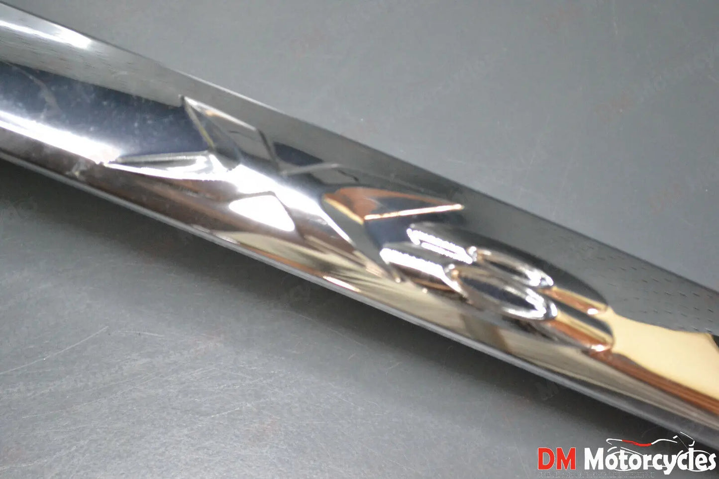 Piaggio genuine new x8 125 - 400 left chrome protection panel pn 620257