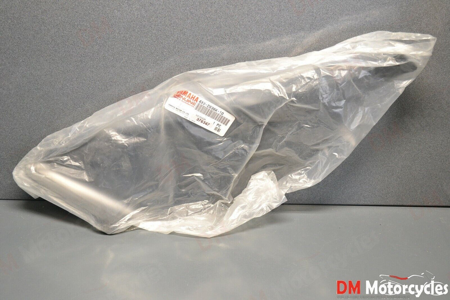 Yamaha genuine new yzf r1 98 - 99 left inner panel pn 4xv-2836k-10