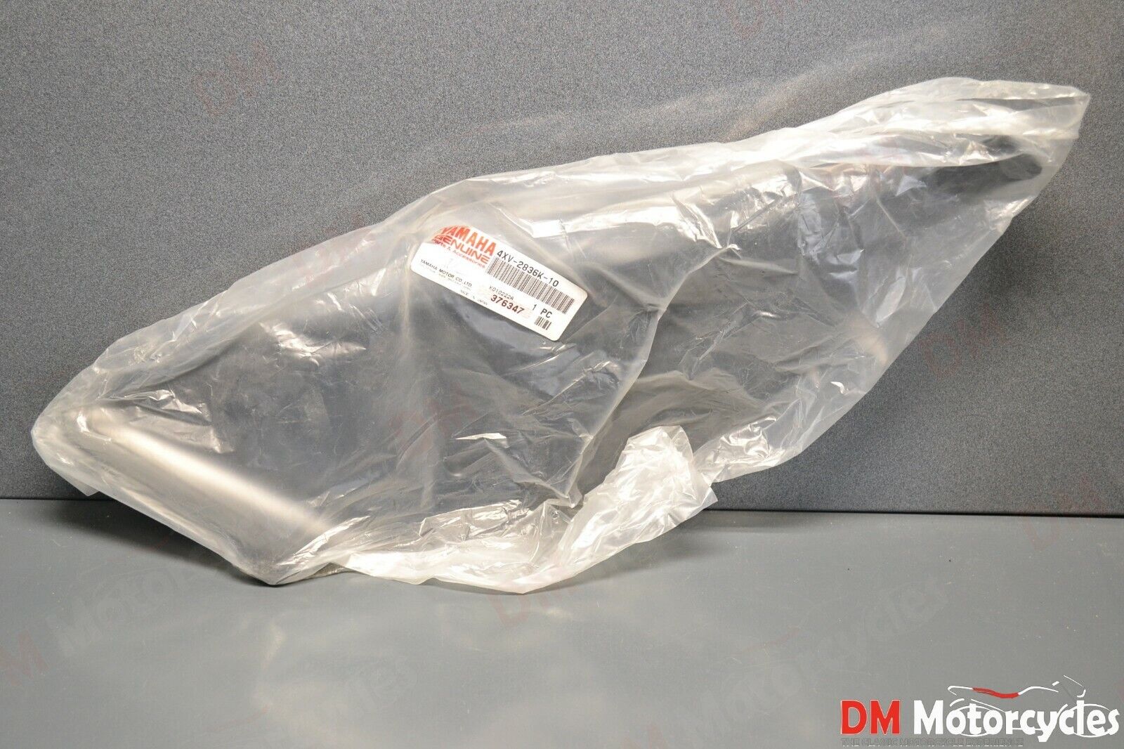Yamaha genuine new yzf r1 98 - 99 left inner panel pn 4xv-2836k-10