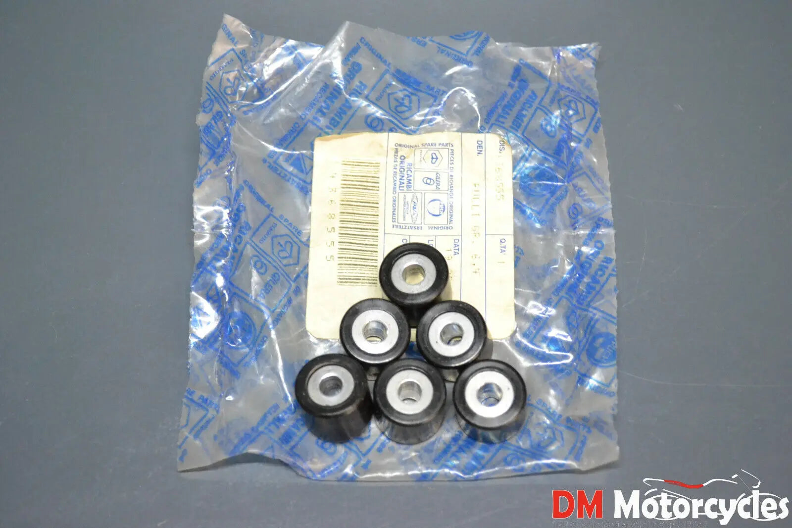 Piaggo genuine new zip fly nrg liberty typhoon 50cc 6.40gr roller kit pn 4368555