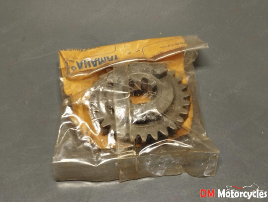 Yamaha genuine nos yb 125 1975 gear 3rd pinion pn 227-17231-02