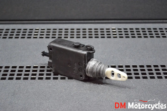 Peugeot genuine new jet force seat switch actuator lock pn 742956
