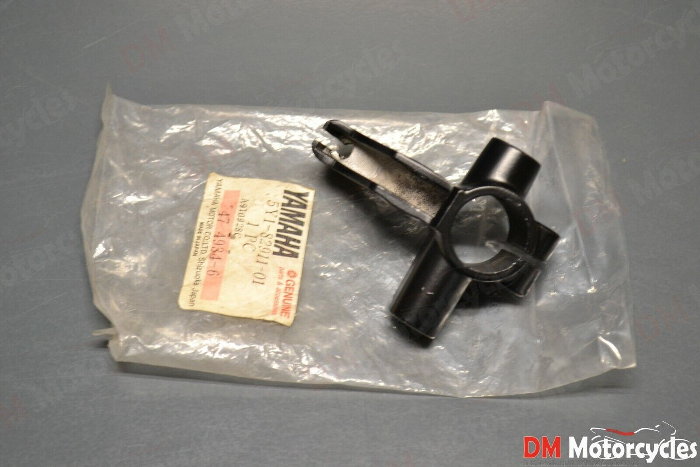 Yamaha genuine nos xt 550 xt 600 82 - 88 clutch lever holder pn 5y1-82911-01