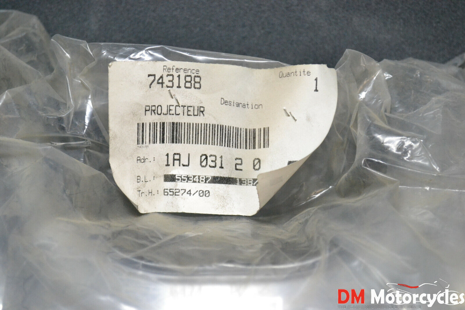 Peugeot genuine new looxor 50 125 150 UK headlight assy pn 743188