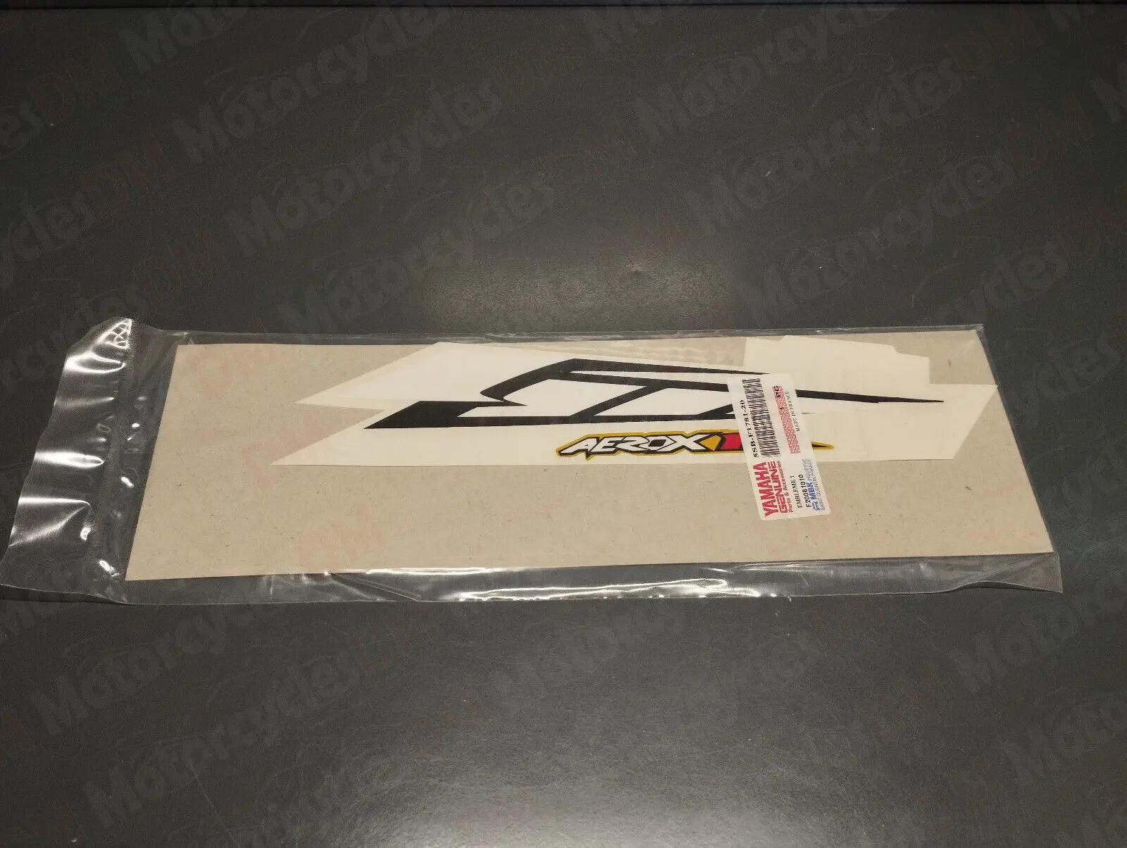 Yamaha genuine new yq 50 2004 emblem 1 side cover decal sticker pn 5sb-f1781-20
