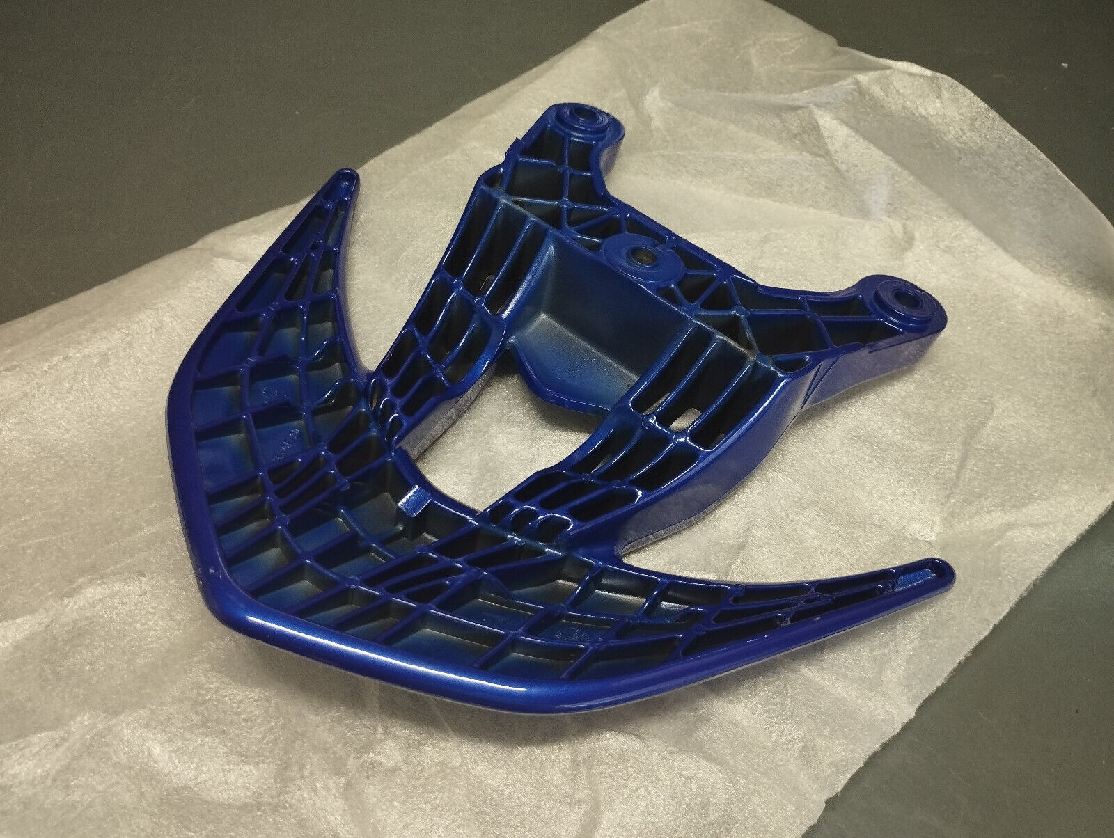 Peugeot genuine new jet force 50 rear spoiler handle blue pn 747530