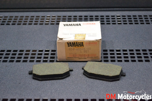 Yamaha genuine nos  rt180 1990 - 1993 front brake pad kit pn 55w-w0045-00