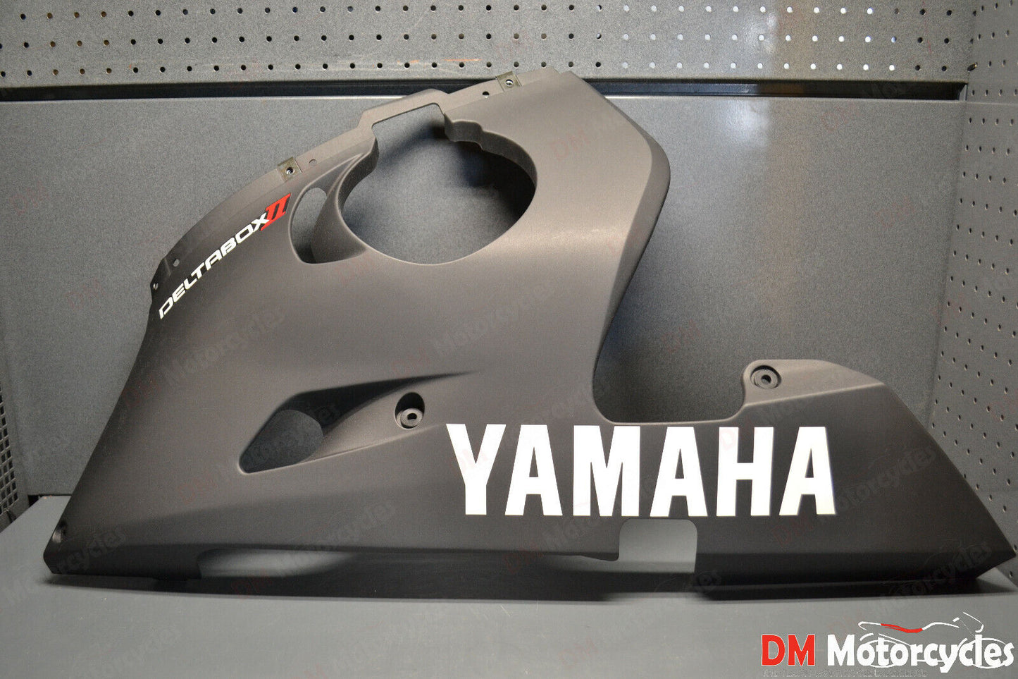 Yamaha genuine new yzf r6 2001 Left under cowling assy pn 5eb-y2808-30-p0