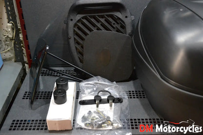 Piaggio genuine new x7 44 litre top case box kit pn 656254