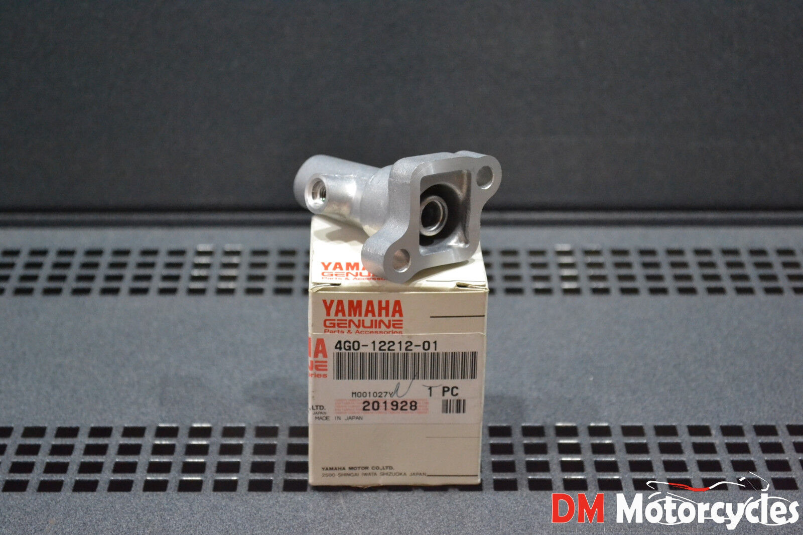 YAMAHA GENUINE XJ550 81 FJ600 84 YX600 88 CHAIN TENSIONER CASE PN 4G0-12212-01