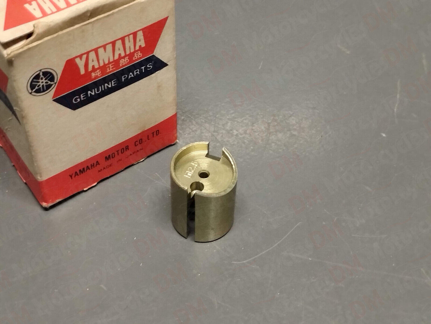 Yamaha genuine nos lb 50 1980 throttle 1 valve pn 1v3-14112-25