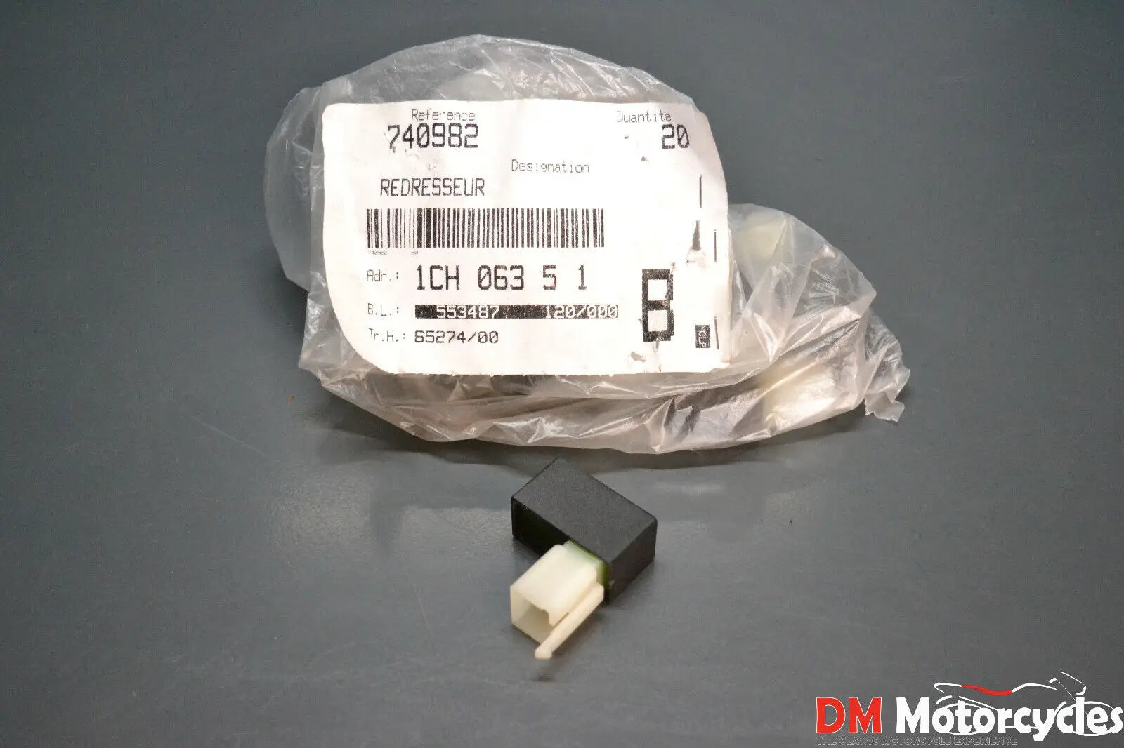 Peugeot genuine new Elyseo 125 regulator rectifier pn 740982