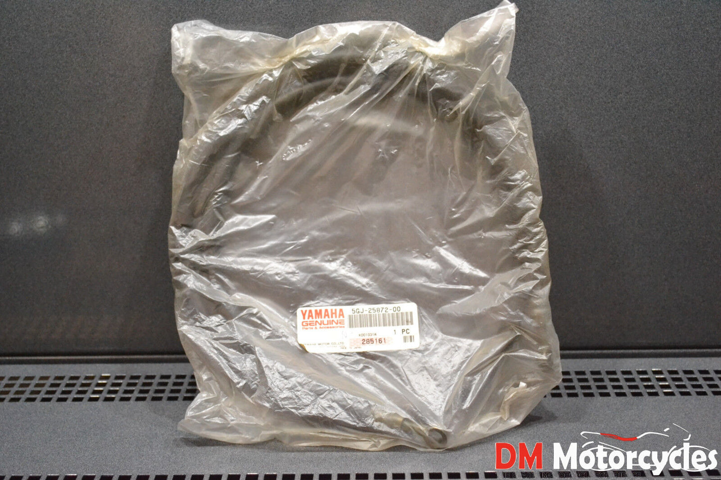 Yamaha genuine new xp 500 tmax 500 2001 - 2006 front brake hose 1 pn 5gj-25872-00