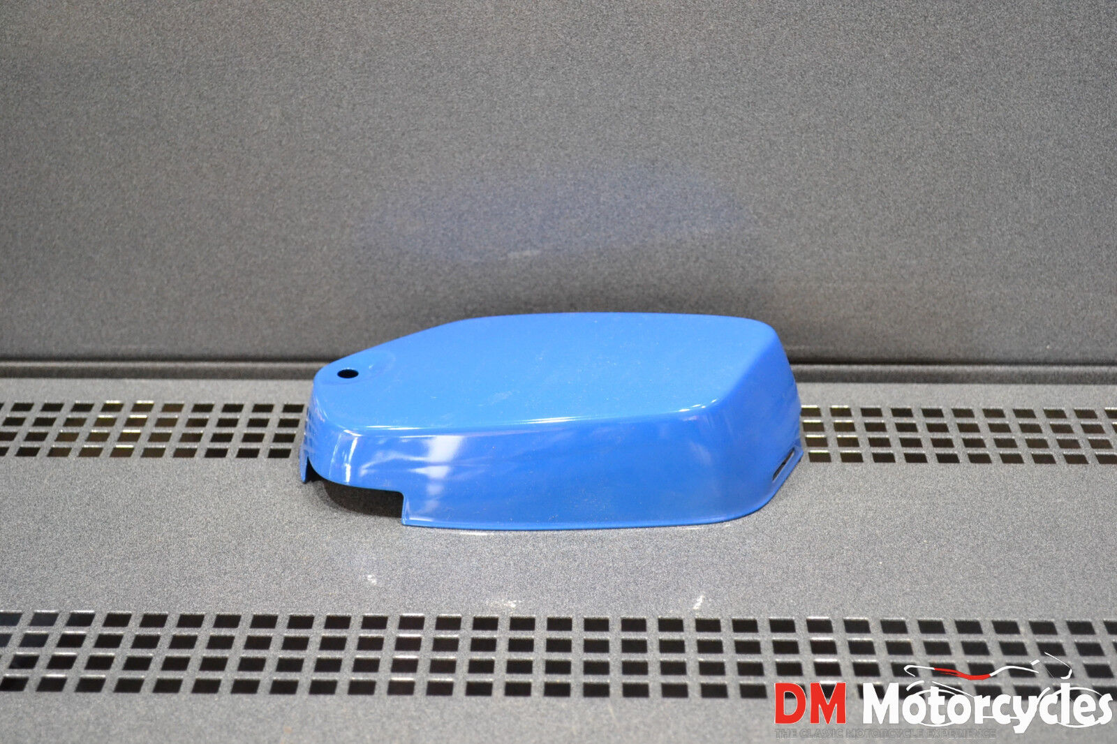 Yamaha genuine nos v50 v80 v 50 mate frame cover pn 2n9-21711-00-g6