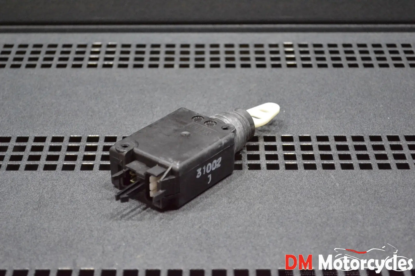 Peugeot genuine new jet force seat switch actuator lock pn 742956