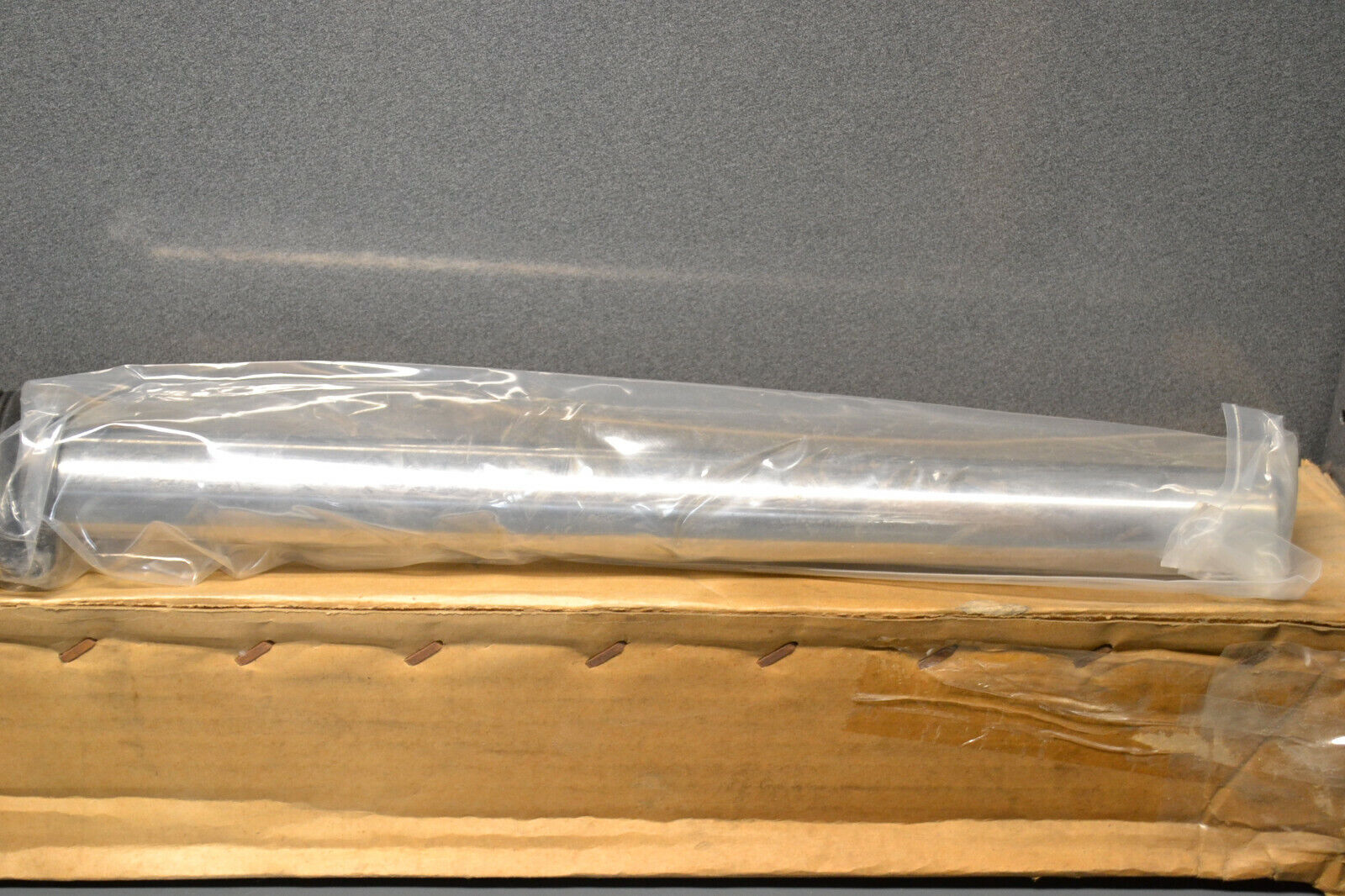 Yamaha genuine nos xt125 xt 125 1982 1983 front left fork pn 25a-23102-00