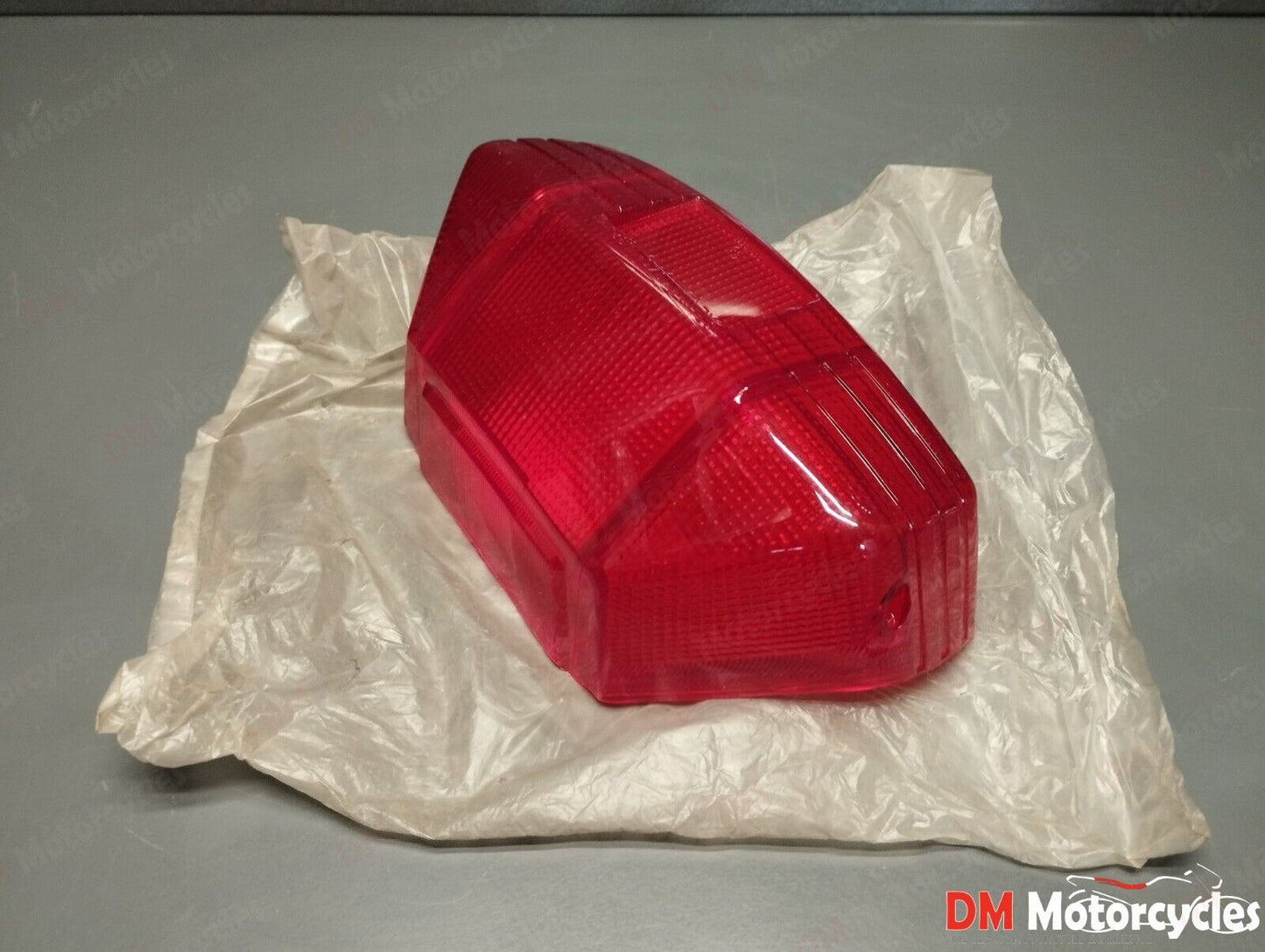 Yamaha genuine nos fj 600 1984 1985 taillights lens pn 49a-84721-00