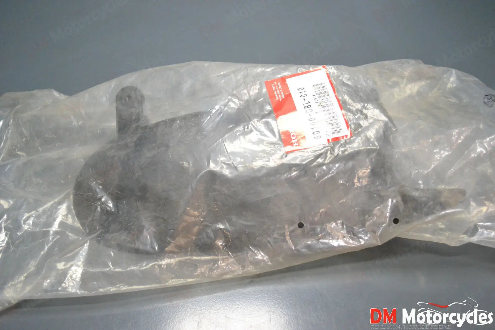 Honda genuine new dio af34 af35 rear mudguard pn 80100-gbl-010