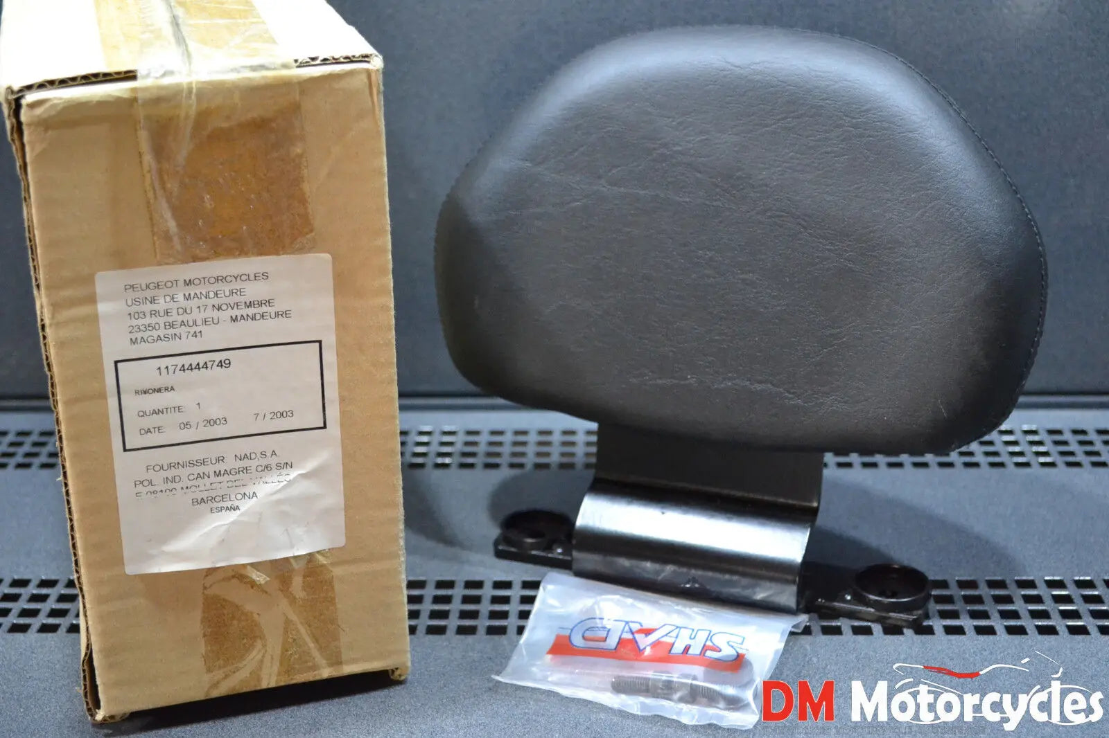 Peugeot genuine new elyseo 50 - 125 rear passenger seat back rest pn 1174444749