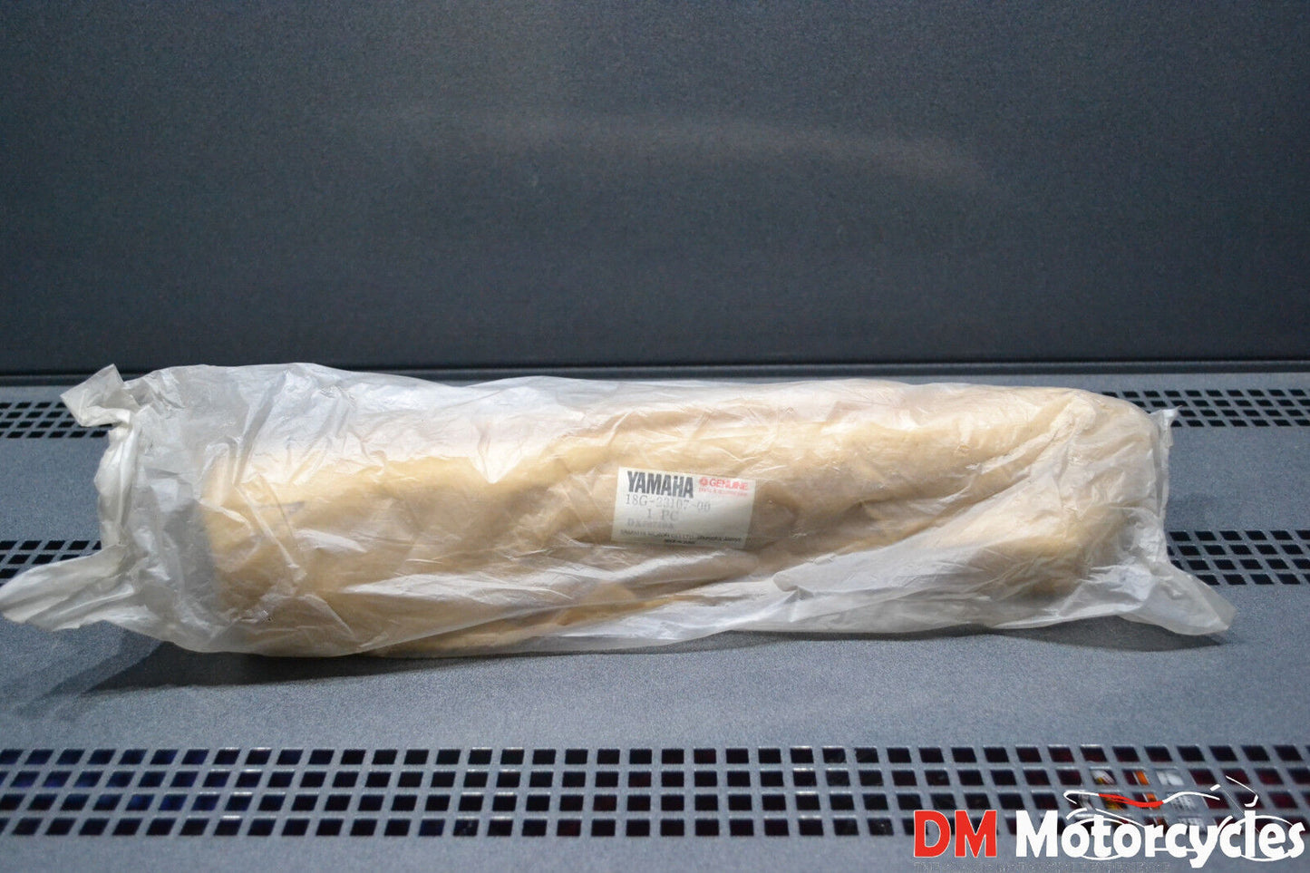 Yamaha genuine nos dt175 dt 175 1991 - 1995 fork outer tube rh pn 18g-23107-00
