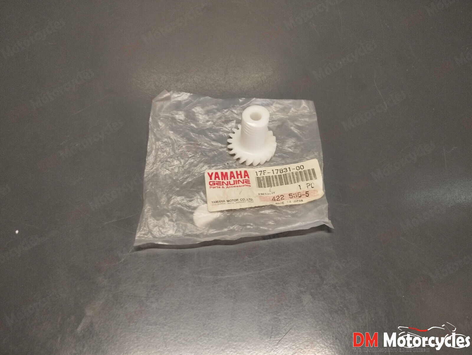 Yamaha genuine new dt rz tzr tdr 125 tachometer drive gear pn 17f-17831-00