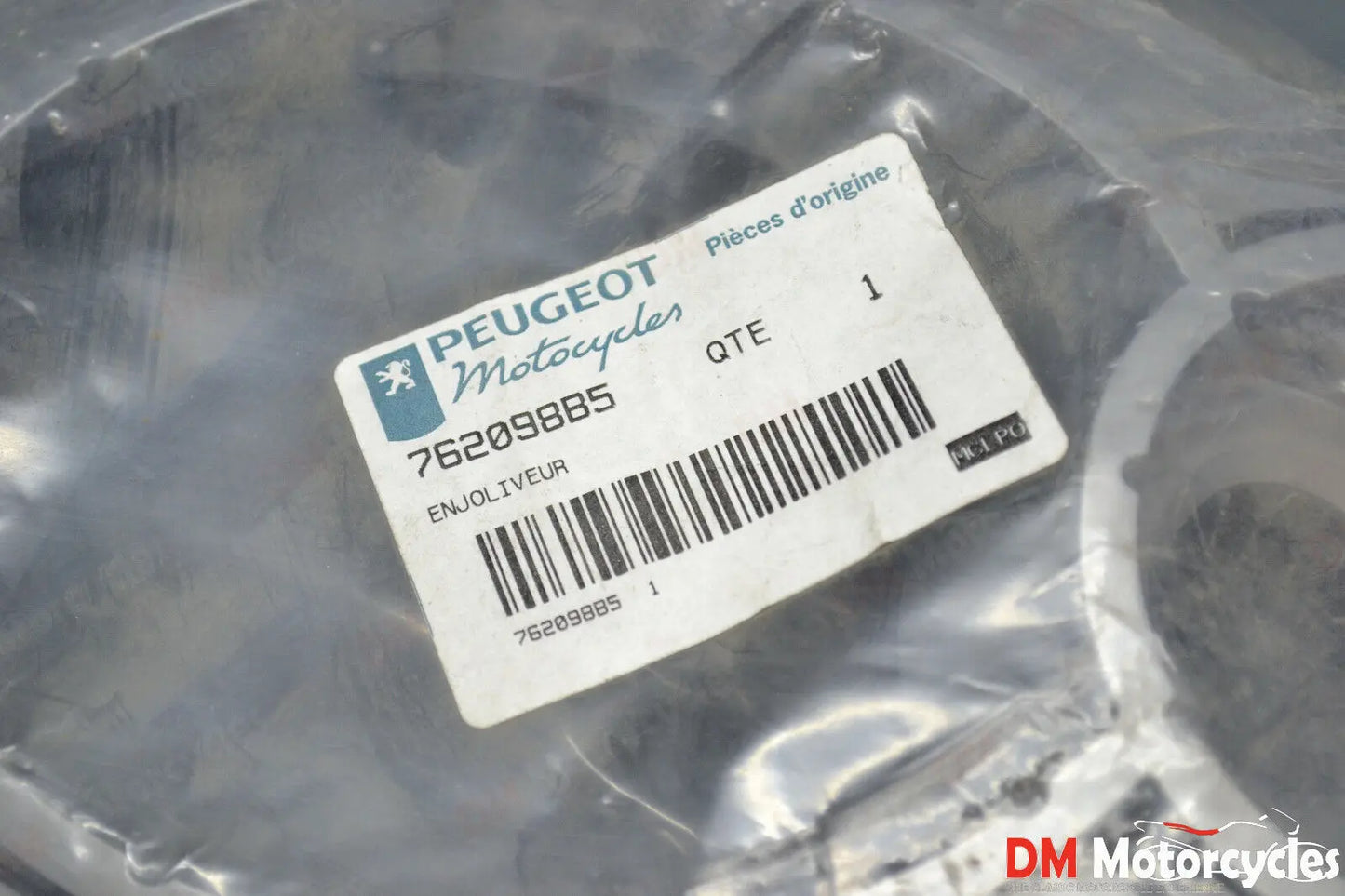 Peugeot genuine new lindux head light trim pn 76209885