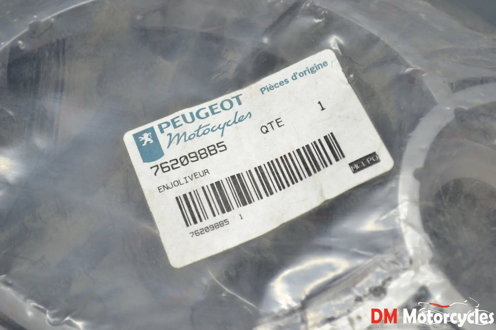 Peugeot genuine new lindux head light trim pn 76209885